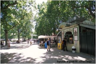 Esplanade de gaulle-2